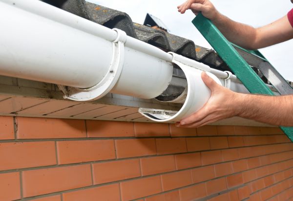 Cost of Gutter Maintenance in Harrisburg